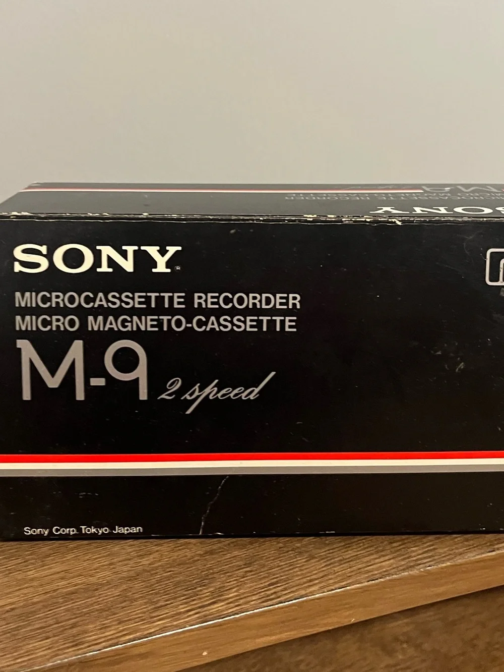 🌸 Vintage Sony MicroCassette Recorder M9 2 Speed - Black & Red
